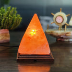 Harmonische Salzlampe mit Pyramiden-Design