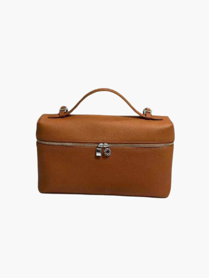 Elegant shoulder bag for any occasion