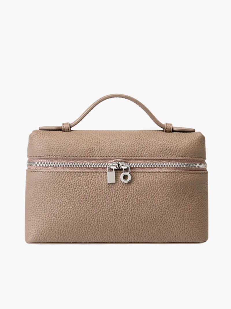 Elegant shoulder bag for any occasion