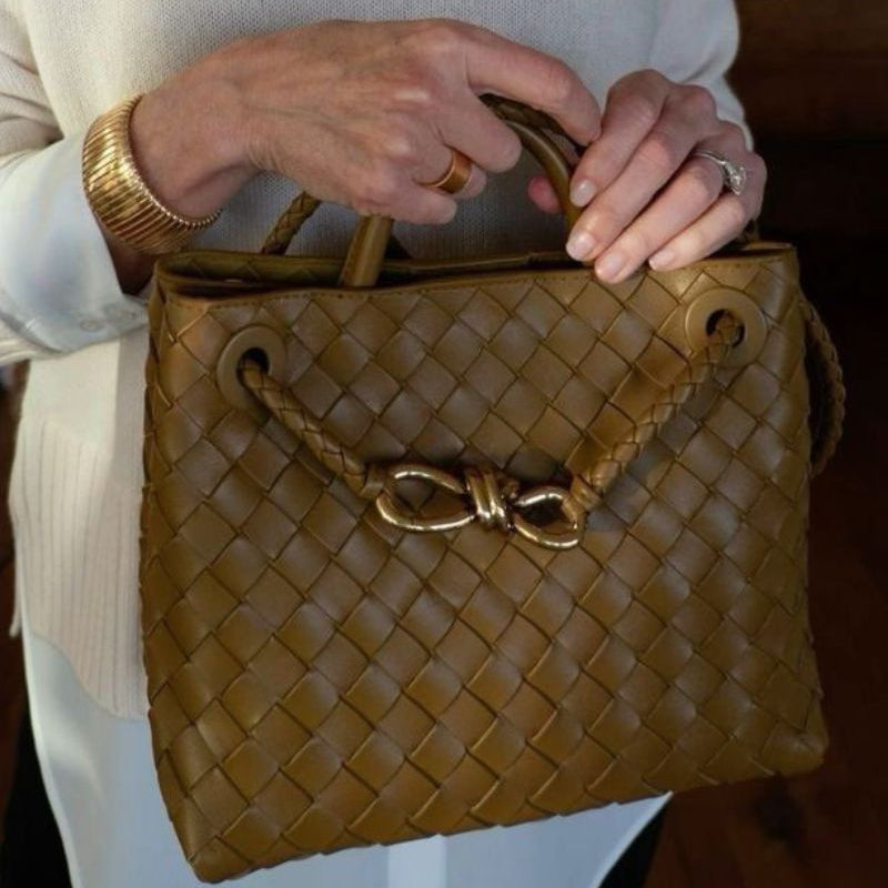 Stylish, woven bag for the modern lifestyle