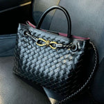 Stylish, woven bag for the modern lifestyle