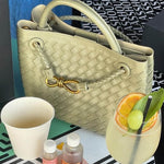 Stylish, woven bag for the modern lifestyle
