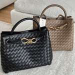 Stylish, woven bag for the modern lifestyle