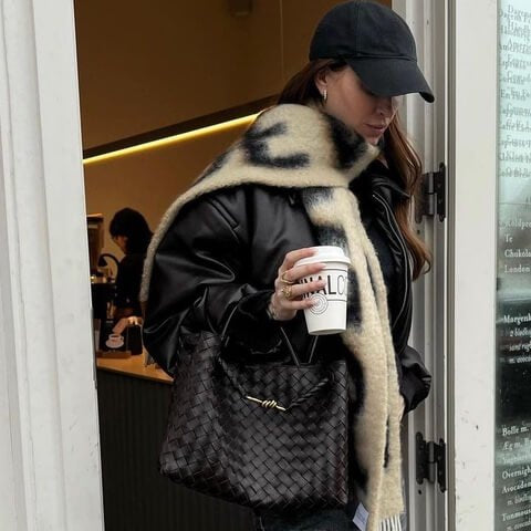 Stylish, woven bag for the modern lifestyle
