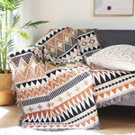 Colorful throw blanket with a stylish design