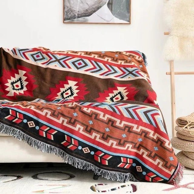 Colorful throw blanket with a stylish design