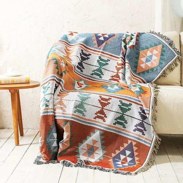 Colorful throw blanket with a stylish design
