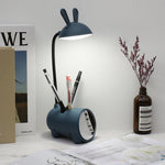 Verspielte LED-Tischlampe mit integriertem Stifthalter