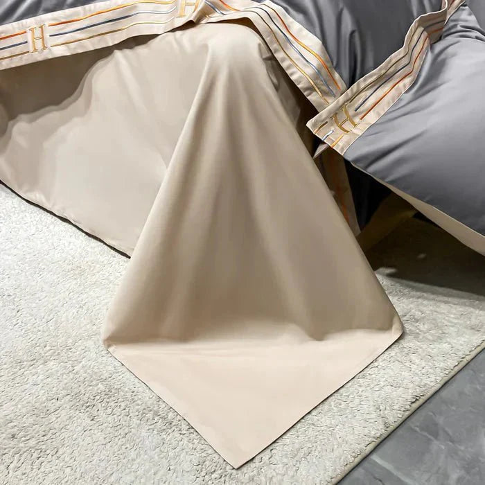 Dreamlike 4-piece Satin Cotton Bedding Set