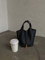 Stylish Vegan Leather Handbag for Every Moment