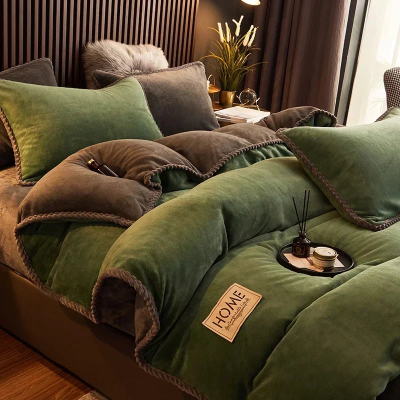 Soft Fleece Bedding Set with Velvet Finish
