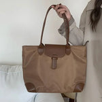 Stylish Shoulder Bag with Ample Storage Space