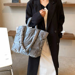 Elegant Quilted Bag with Versatile Storage Space