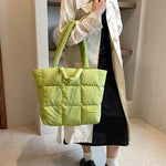 Elegant Quilted Bag with Versatile Storage Space