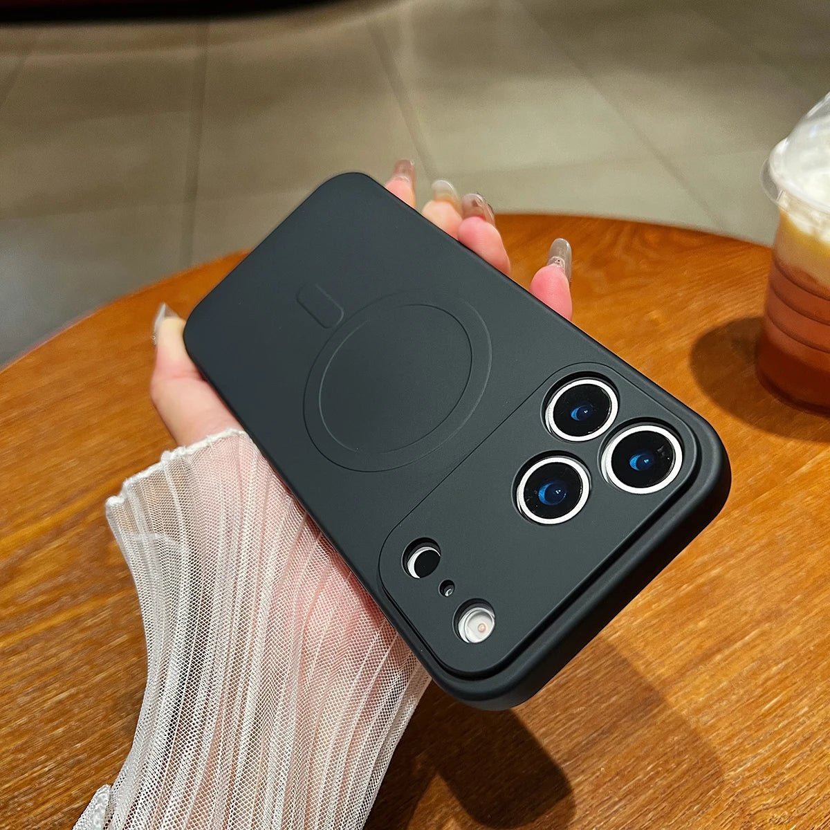 LumiGrip – Magnetische Silikonhülle für iPhone 17 Serie