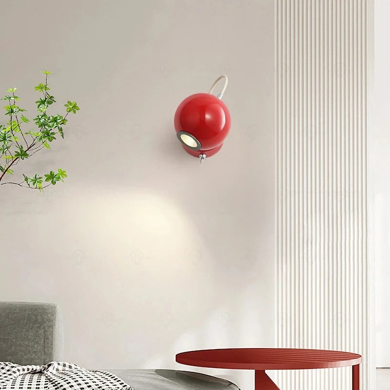 Klassische Kugel-Wandleuchte – Elegante LED-Beleuchtung mit sanfter Ausstrahlung