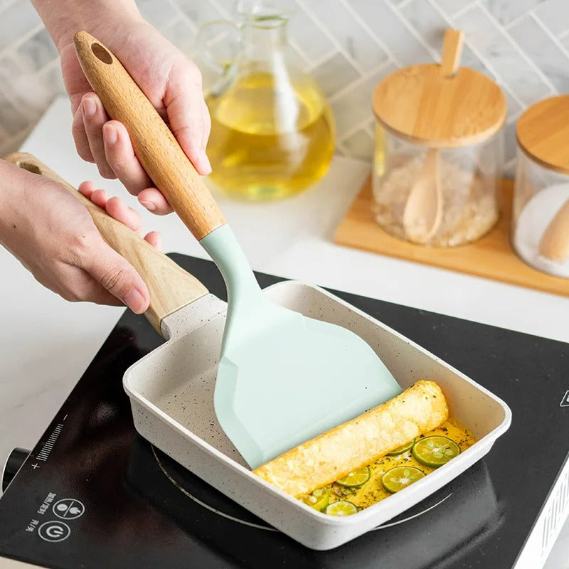 FlexiTurner – Perfect Turning Aid for Your Kitchen