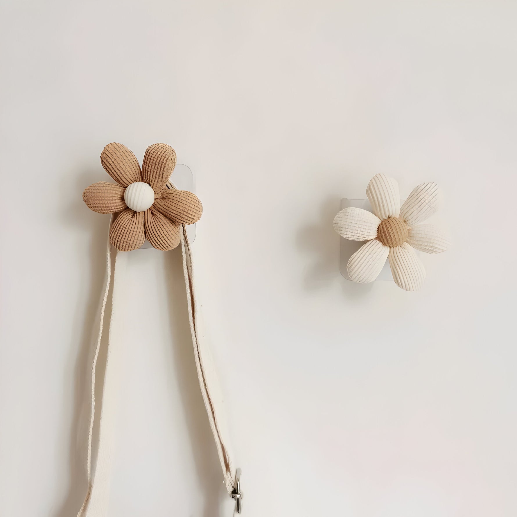 Dekorativer Blumenwandhaken – BlossomHold Haken