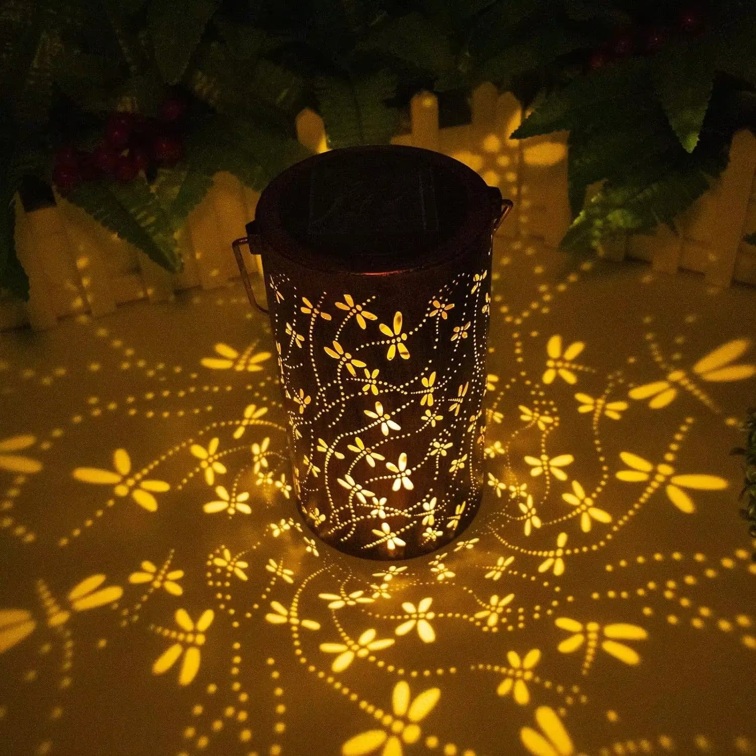 Shimmering Solar Lantern for Romantic Garden Evenings