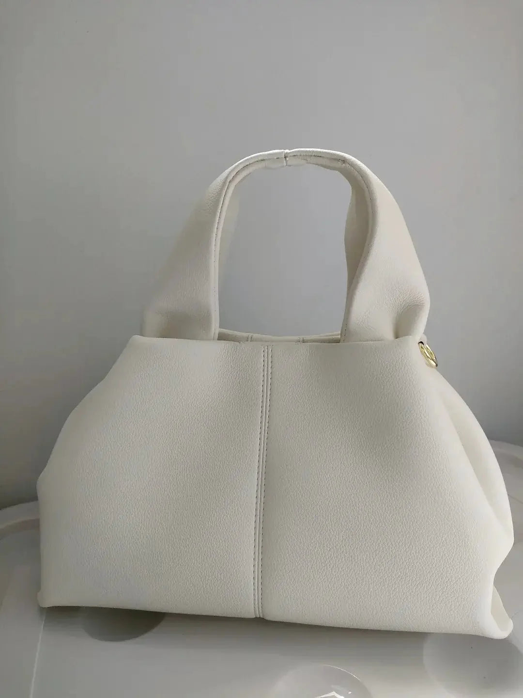 Stylish Handbag for Modern Women
