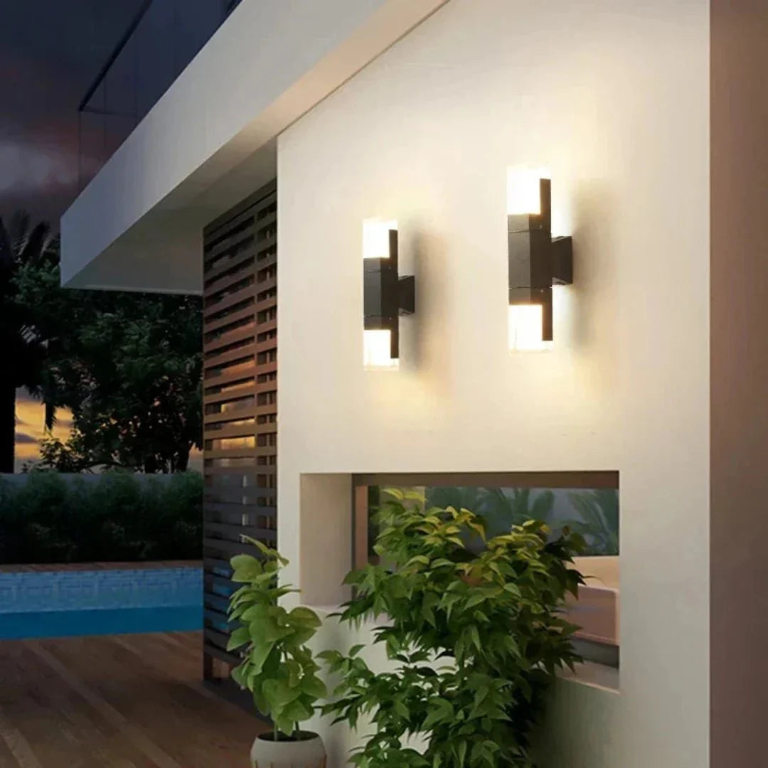 LumiArt – Elegant Aluminum-Acrylic Wall Lamp for Modern Ambiance