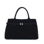 Elegant bag with generous storage space for every occasion