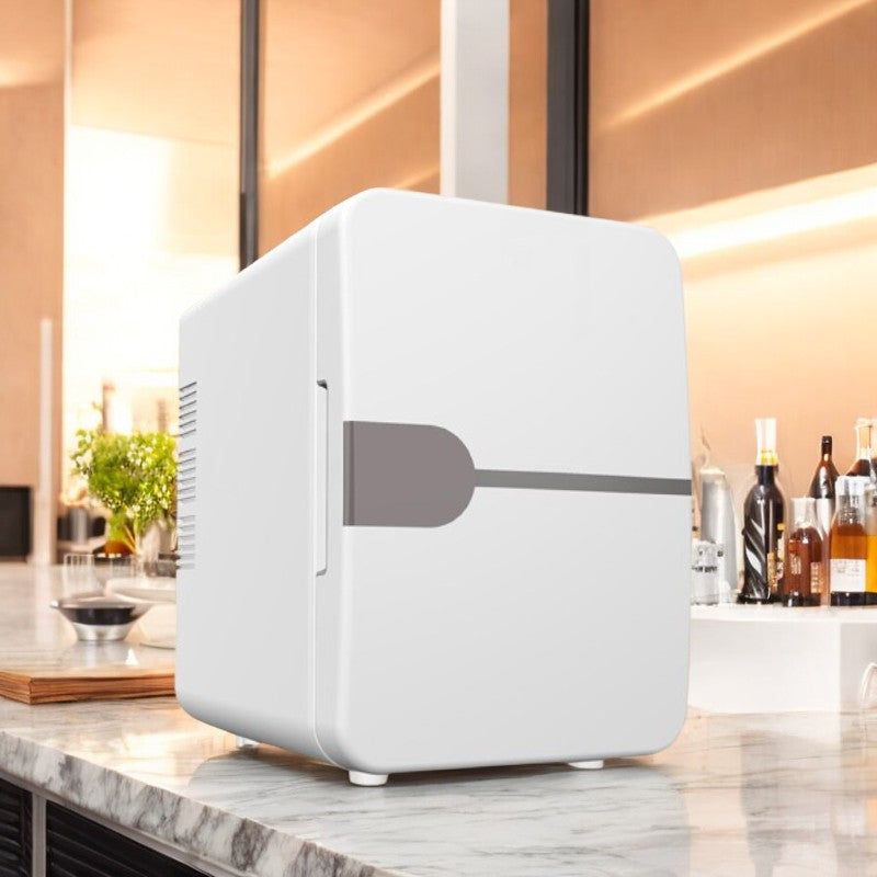 Tragbarer Mini-Kühlschrank mit 6L, USB-betrieben für Auto, Zuhause und Reisen