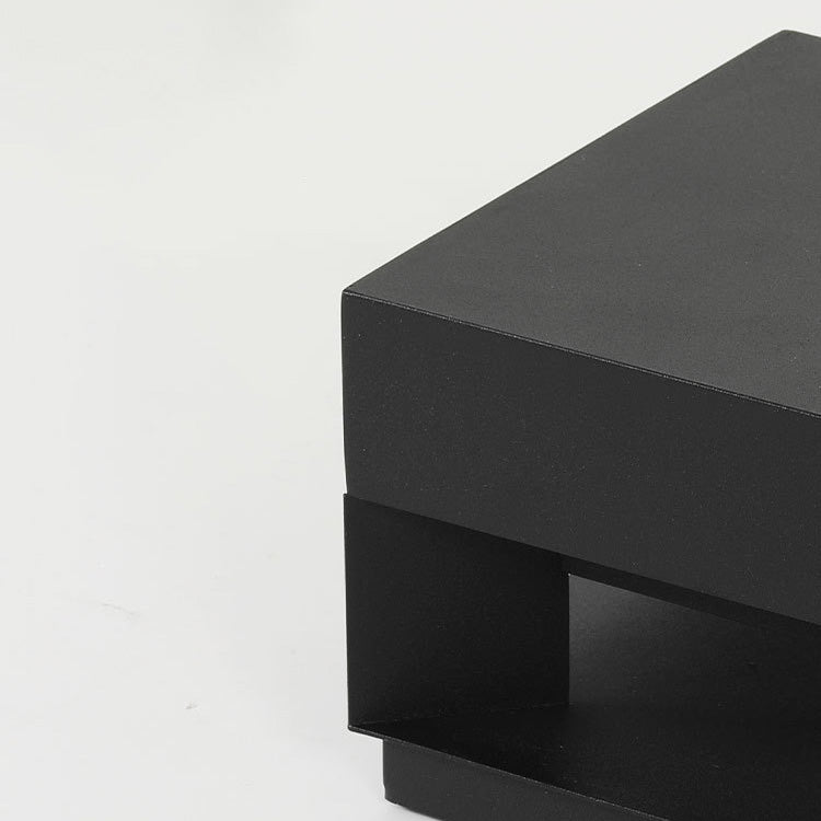 Square Outdoor Wall Light for Gardens and Patios – Minimalist Design