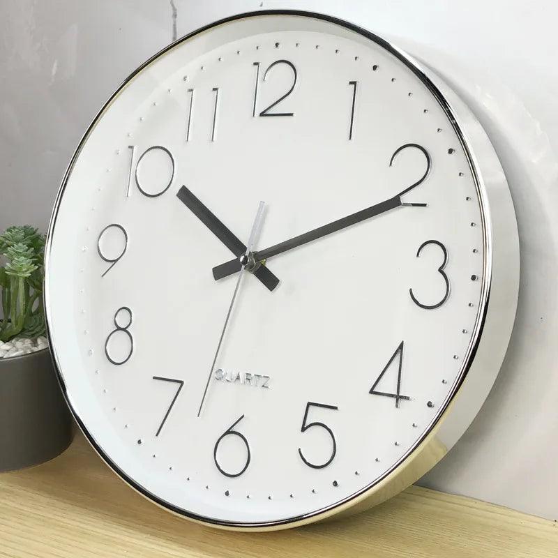 12-Inch Quartz Wall Clock with Silent Operation in Modern Design
