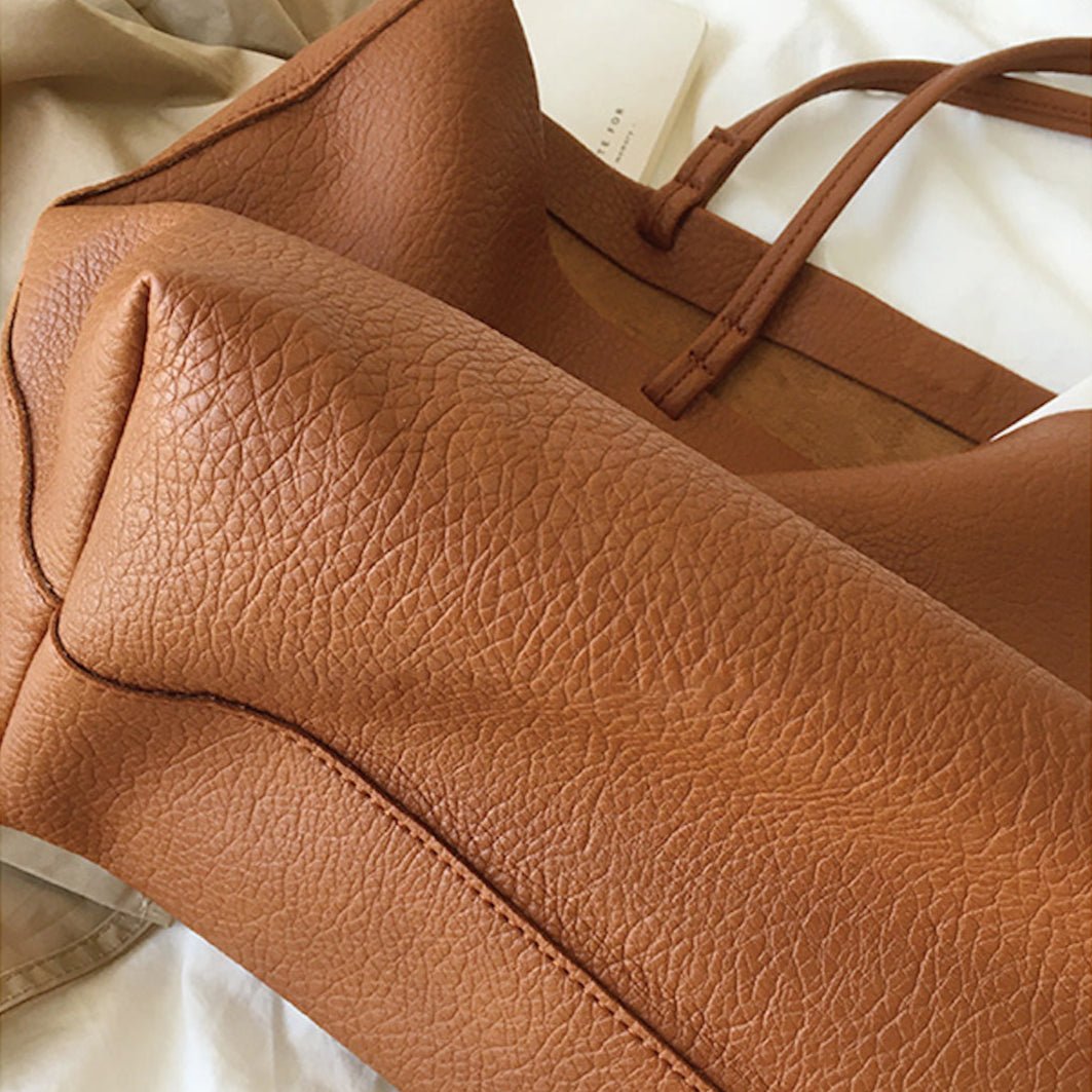 Stylish women's handbag with plenty of storage space