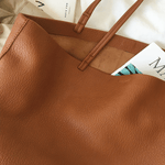 Stylish women's handbag with plenty of storage space