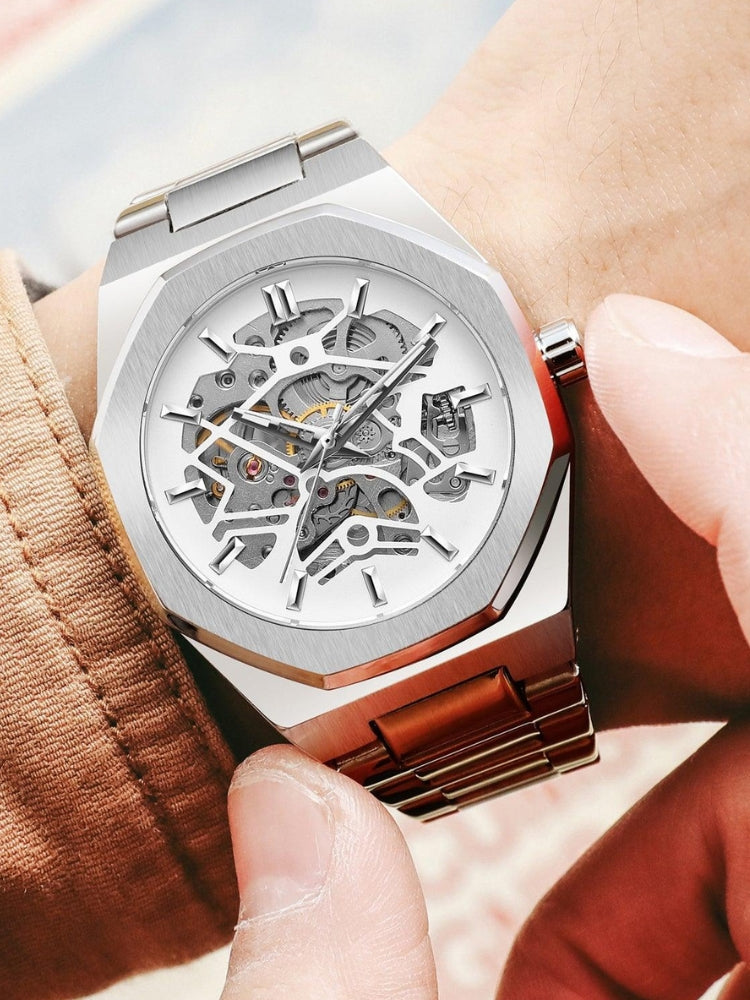 Elegant Chronograph Watch with Leather Strap - Stylish and Functional