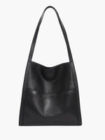 Elegant Handbag with Ample Storage for Every Occasion