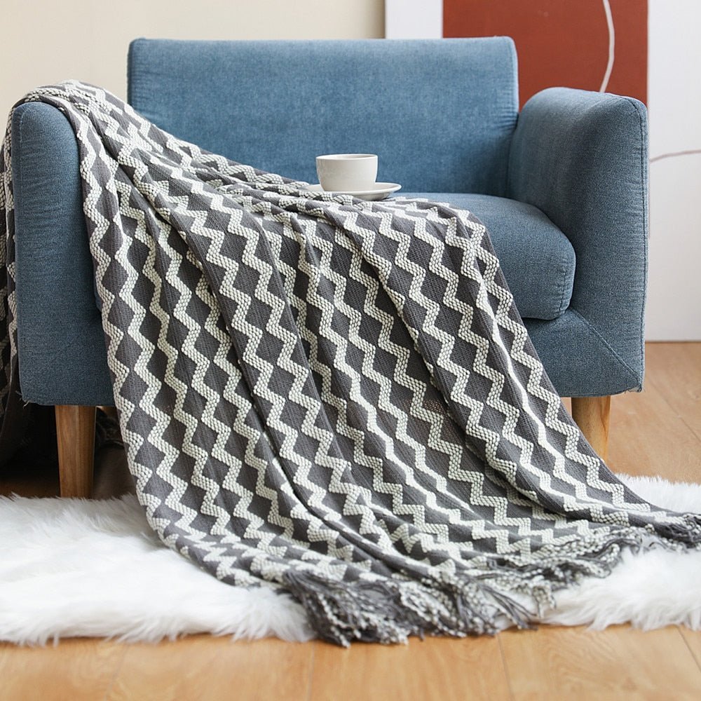 Warmth and Style: Cozy Knitted Blanket for Your Home
