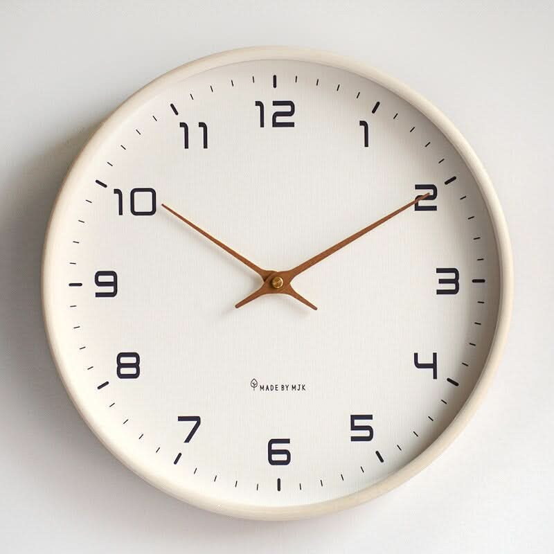 Stille Holz Wanduhr – Zeitlose Eleganz ohne Ticken