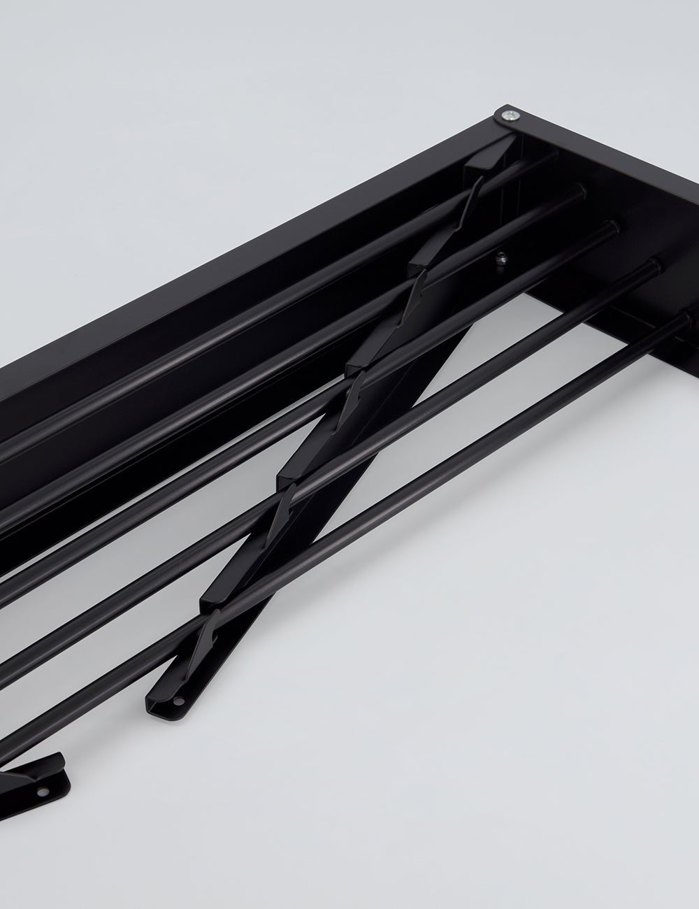 Flexible Wall-Mounted Clothes Dryer - Robust and Space-Saving