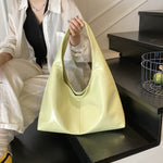 Stylish tote bag with generous storage and organizer pouch