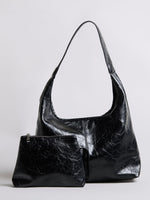 Stylish tote bag with generous storage and organizer pouch