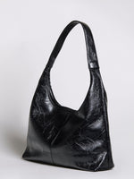 Stylish tote bag with generous storage and organizer pouch