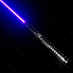 LumenPro | FlexiFire Laser-Lampe - Ihr perfekter Begleiter im Freien