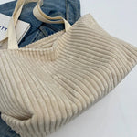 Elegant Shoulder Bag for Your Everyday and More