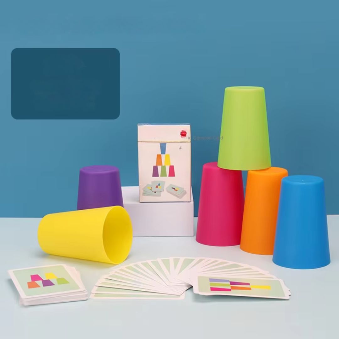 Stapeltassen Spielzeug nach Montessori