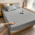 SchlafLuxus Mattress Protector | Breathable & Hygienic | Easy Care & Soft