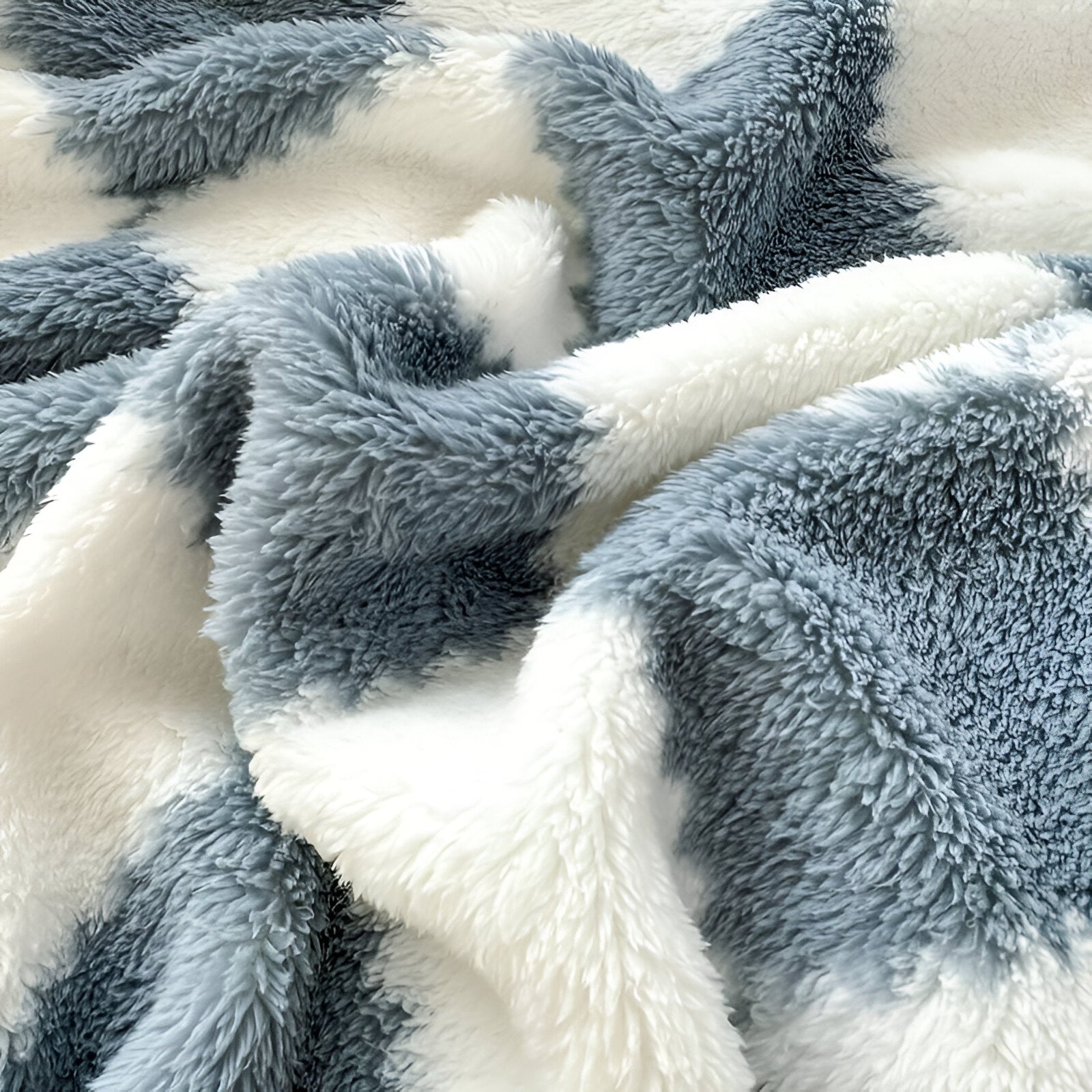 Colorful Fleece Blanket for Ultimate Comfort