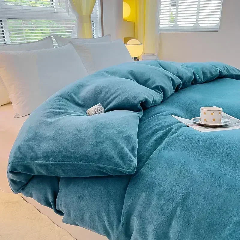 Winter Warm Flannel Fleece Duvet Cover for All Genders