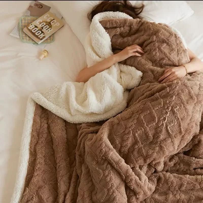 Cozy Lambswool Throw Blanket for Maximum Warmth and Comfort
