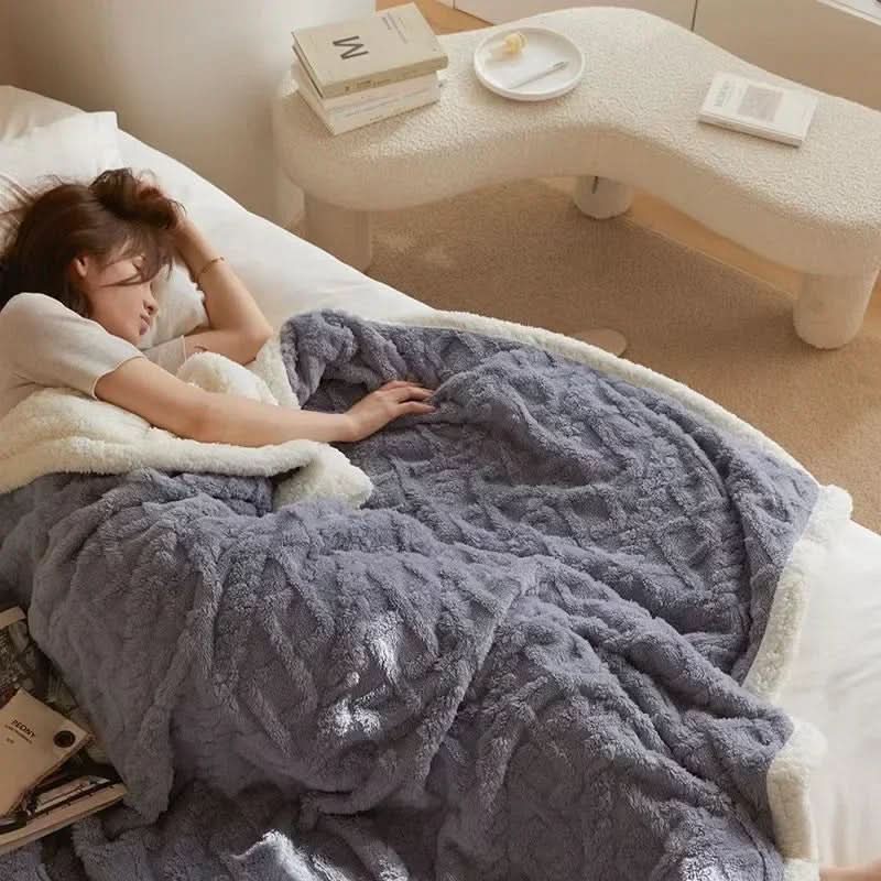 Cozy Lambswool Throw Blanket for Maximum Warmth and Comfort