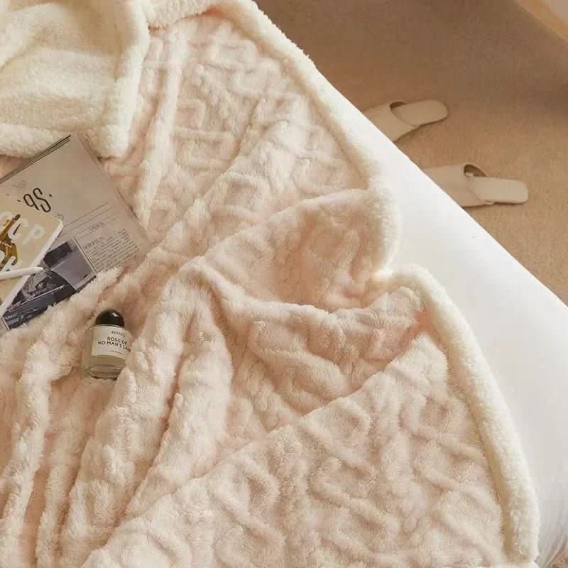 Cozy Lambswool Throw Blanket for Maximum Warmth and Comfort