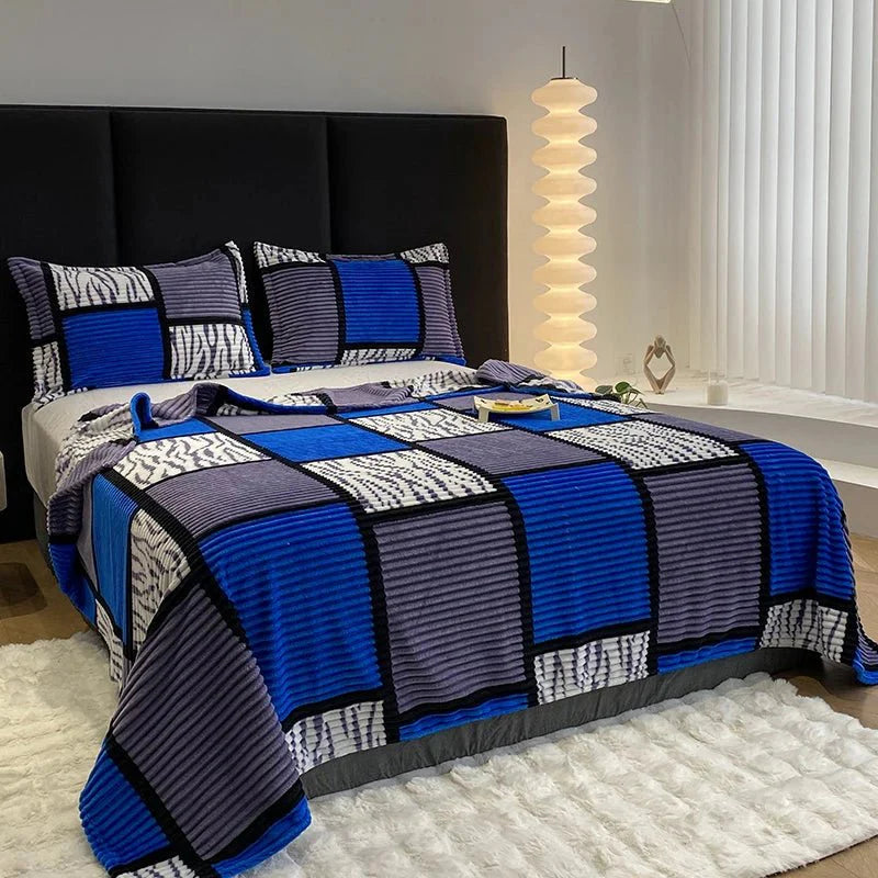 Cozy Throw Blanket - Ideal for Sofa and Bed