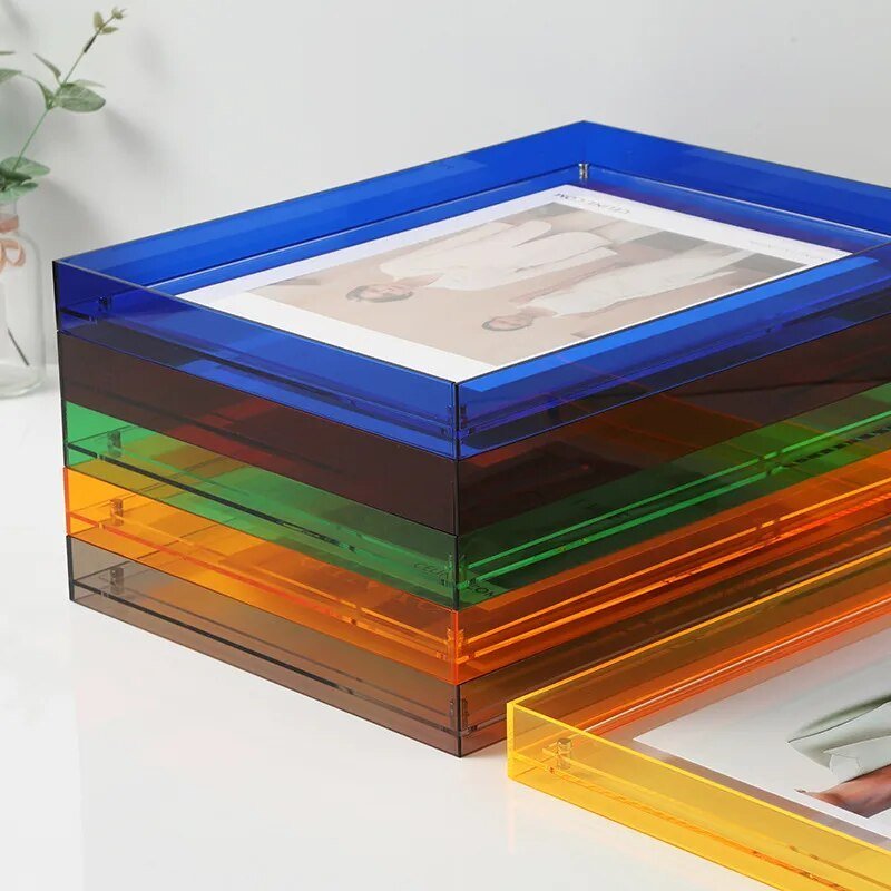 Acrylic Photo Frame - Floating Design for Your Pictures